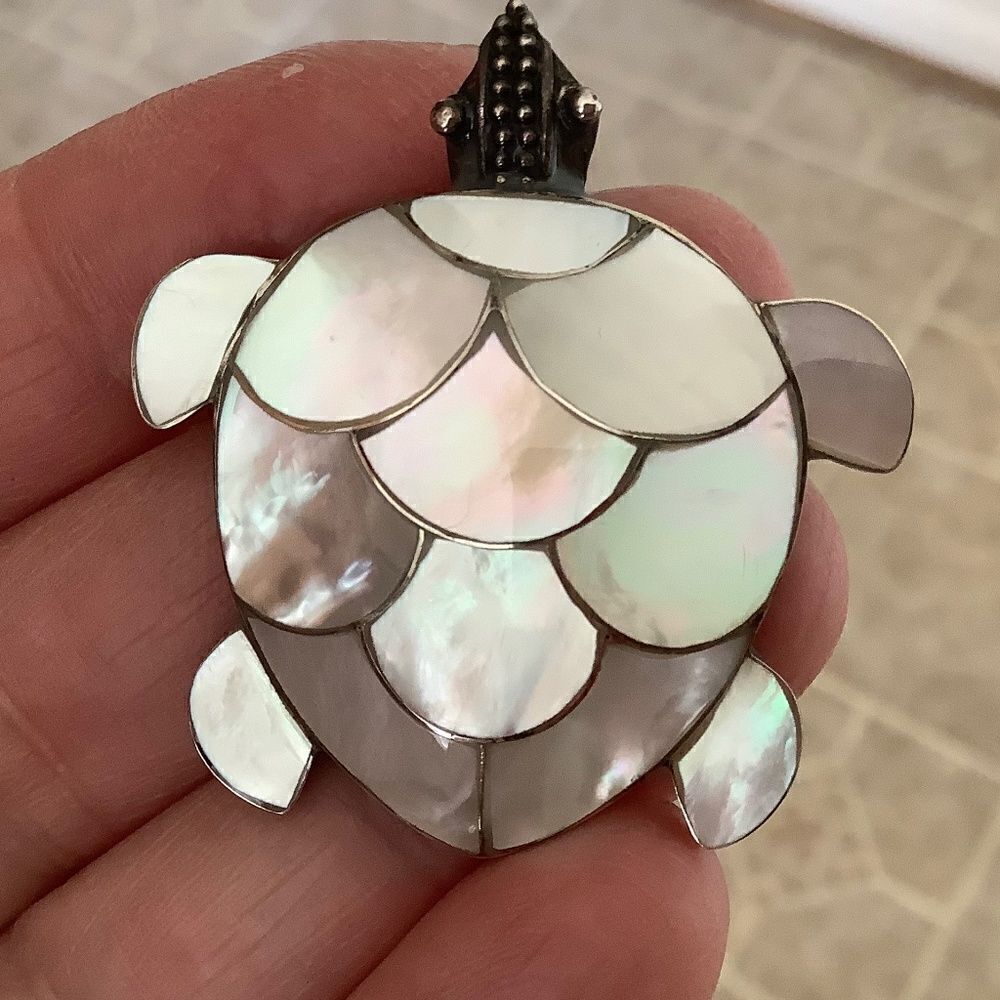 𝅺sterling SILVER 925 MOTHER OF PEARL TORTOISE SHELL LARGE PENDANT​​ - Picture 4 of 8